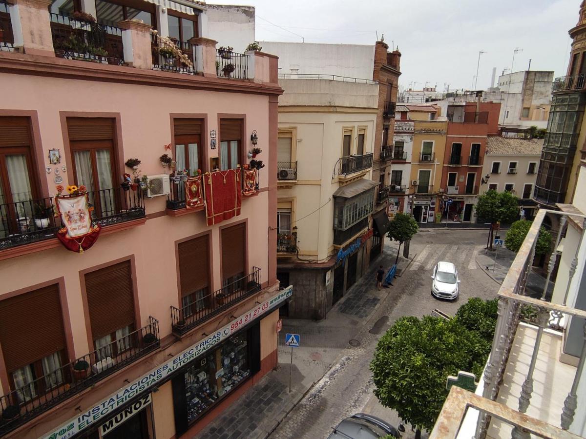 Apartamento Puerta Del Arenal - Kainga Homes Sevilla Exterior foto